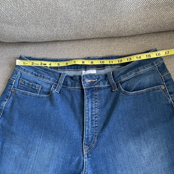 Santana Jeans Capris - Picture 8 of 10